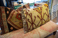 Vintage Rug Fragment Pillow // ONH Item AS10294A10343A Image 7
