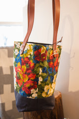 Vintage Floral Fabric Market Tote Bag // ONH Item BK001174 Image 2