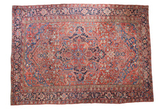 9.5x13.5 Vintage Distressed Heriz Carpet // ONH Item ee002388