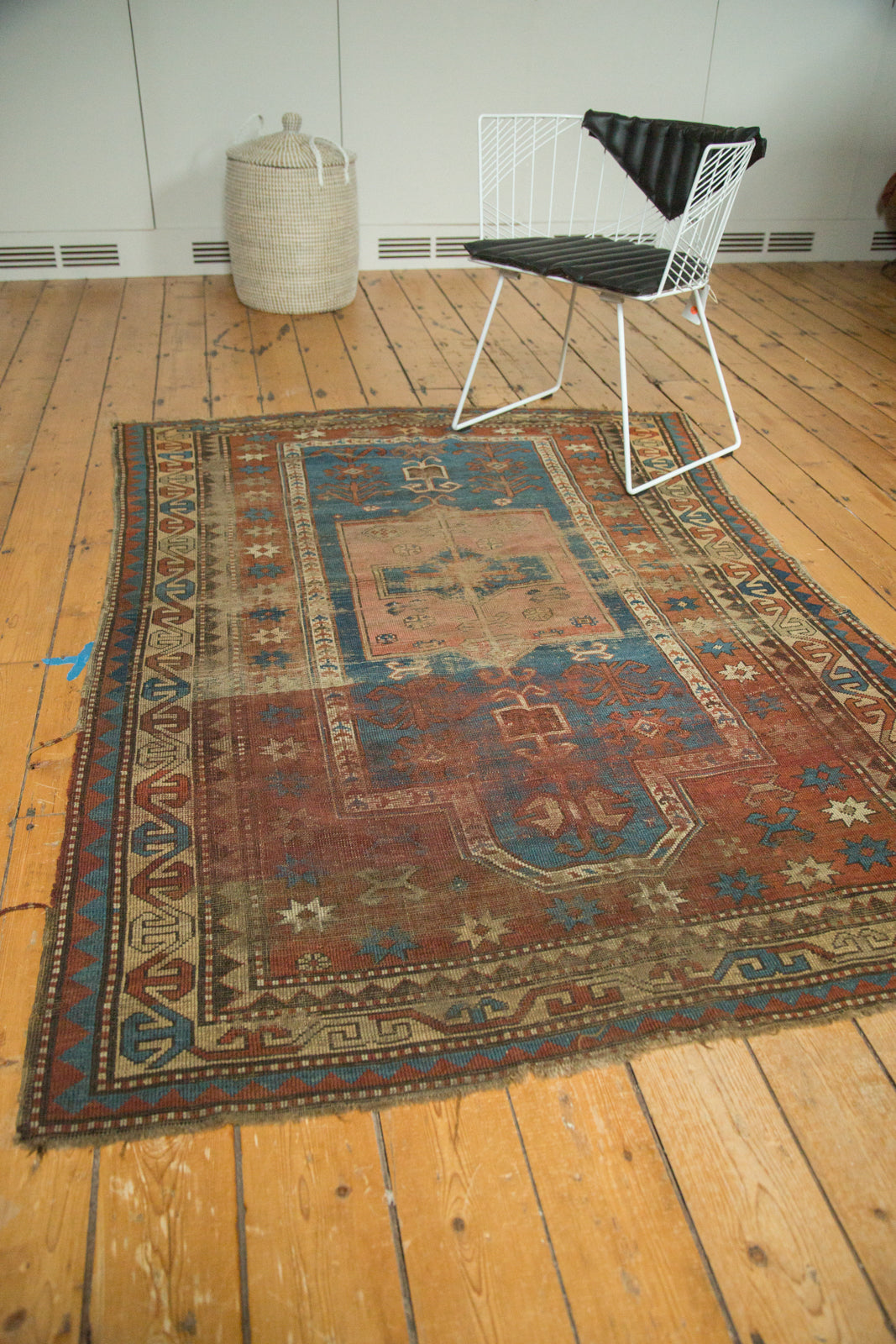 Authentic Hand-Knotted Vintage Rugs & Antique Carpets | Old New House