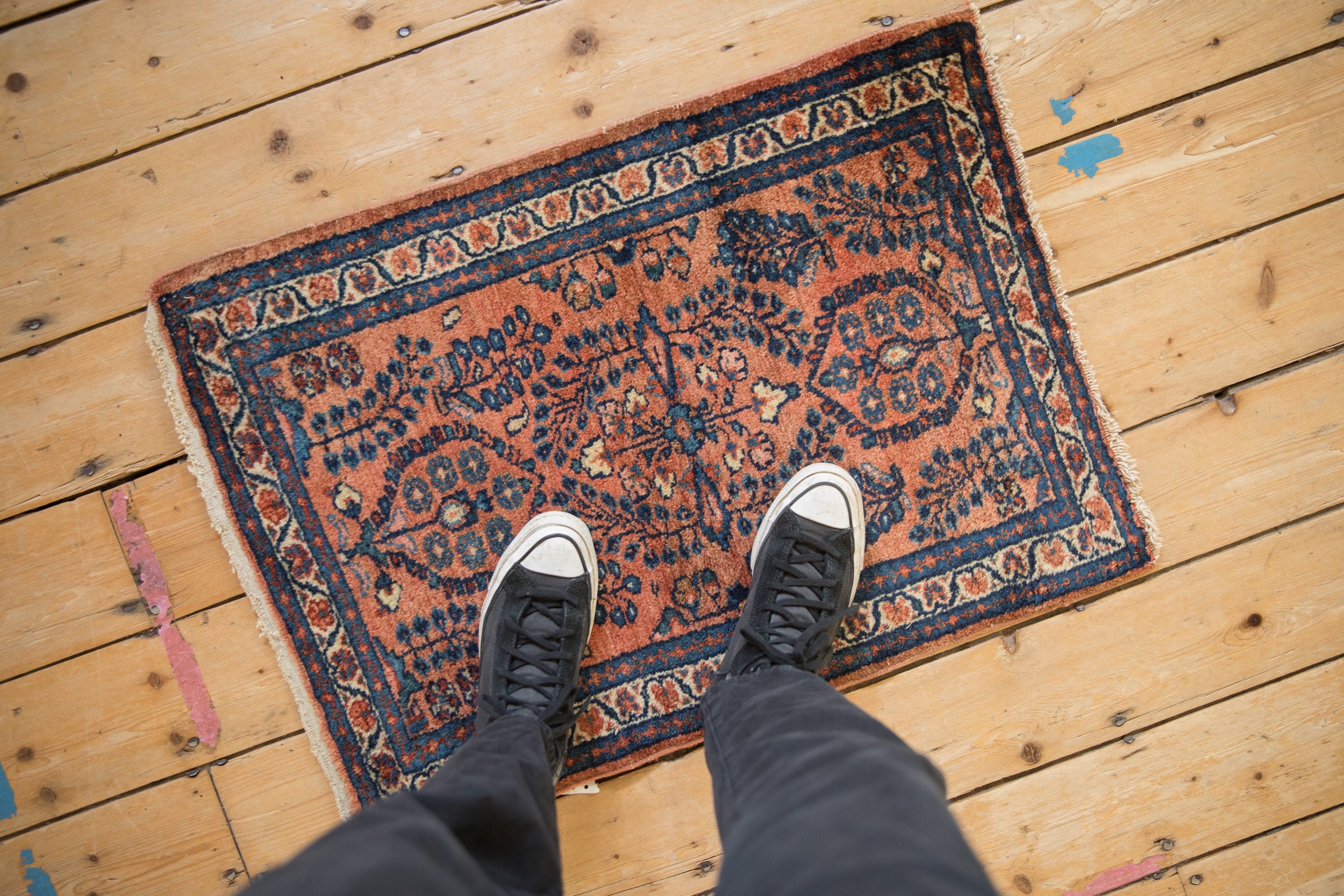 Vintage Fine Lilihan Square Rug Mat // ONH Item: 10828, Image 1