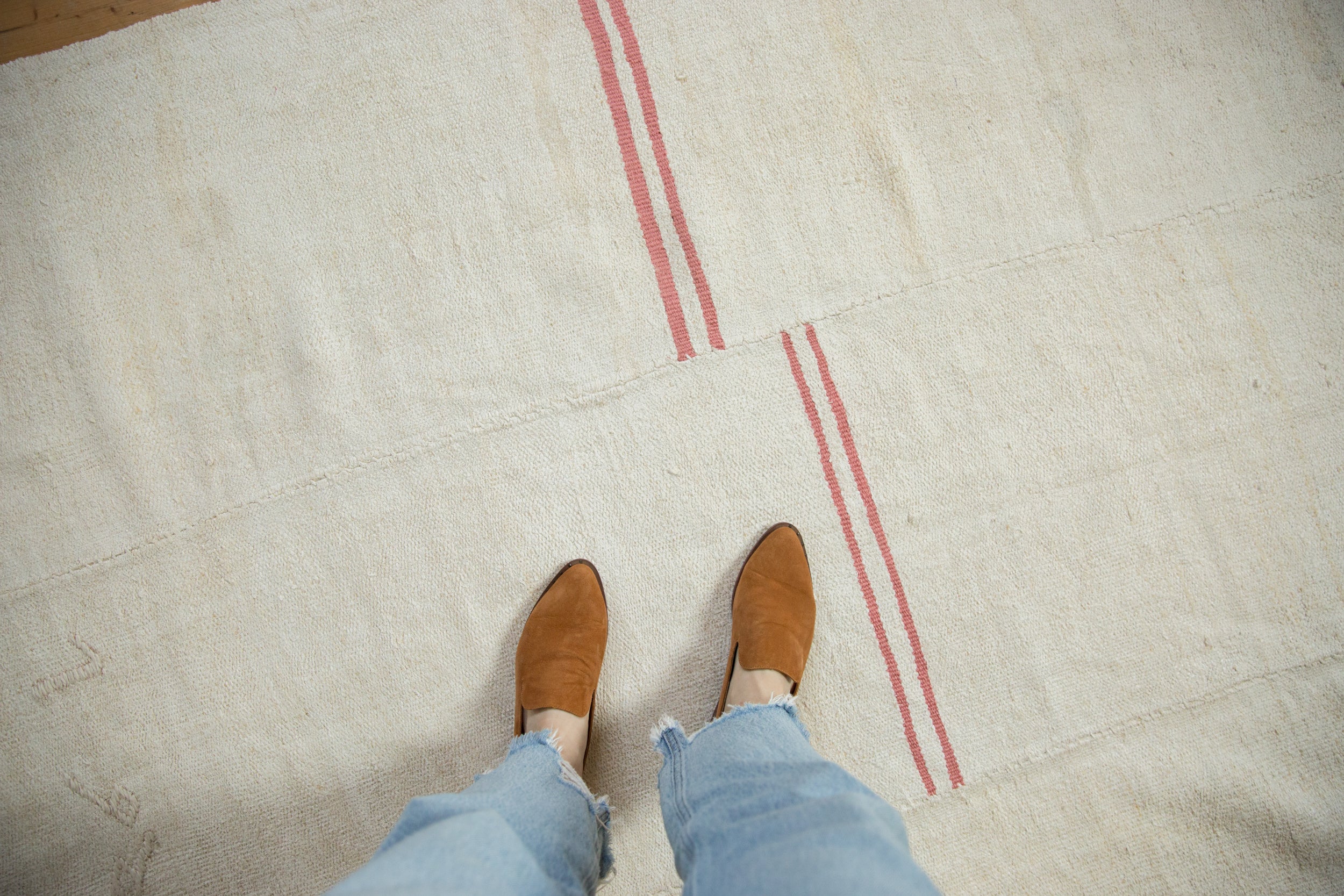 Vintage Hemp Kilim Carpet // ONH Item: 12123, Image 1