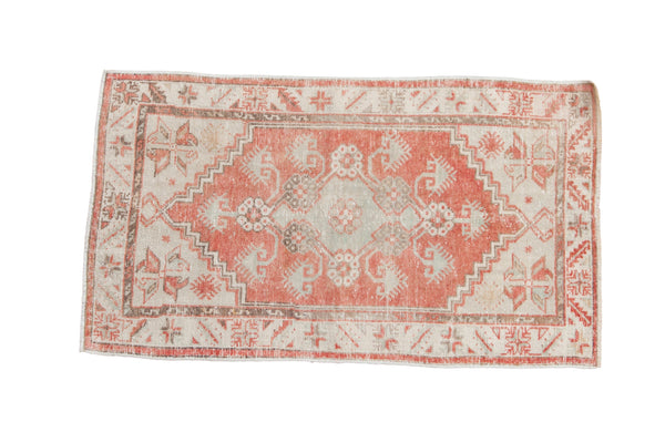 Vintage Distressed Oushak Rug // ONH Item: 12424