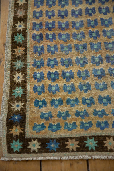 Vintage Distressed Oushak Rug // ONH Item: 12567, Image 5