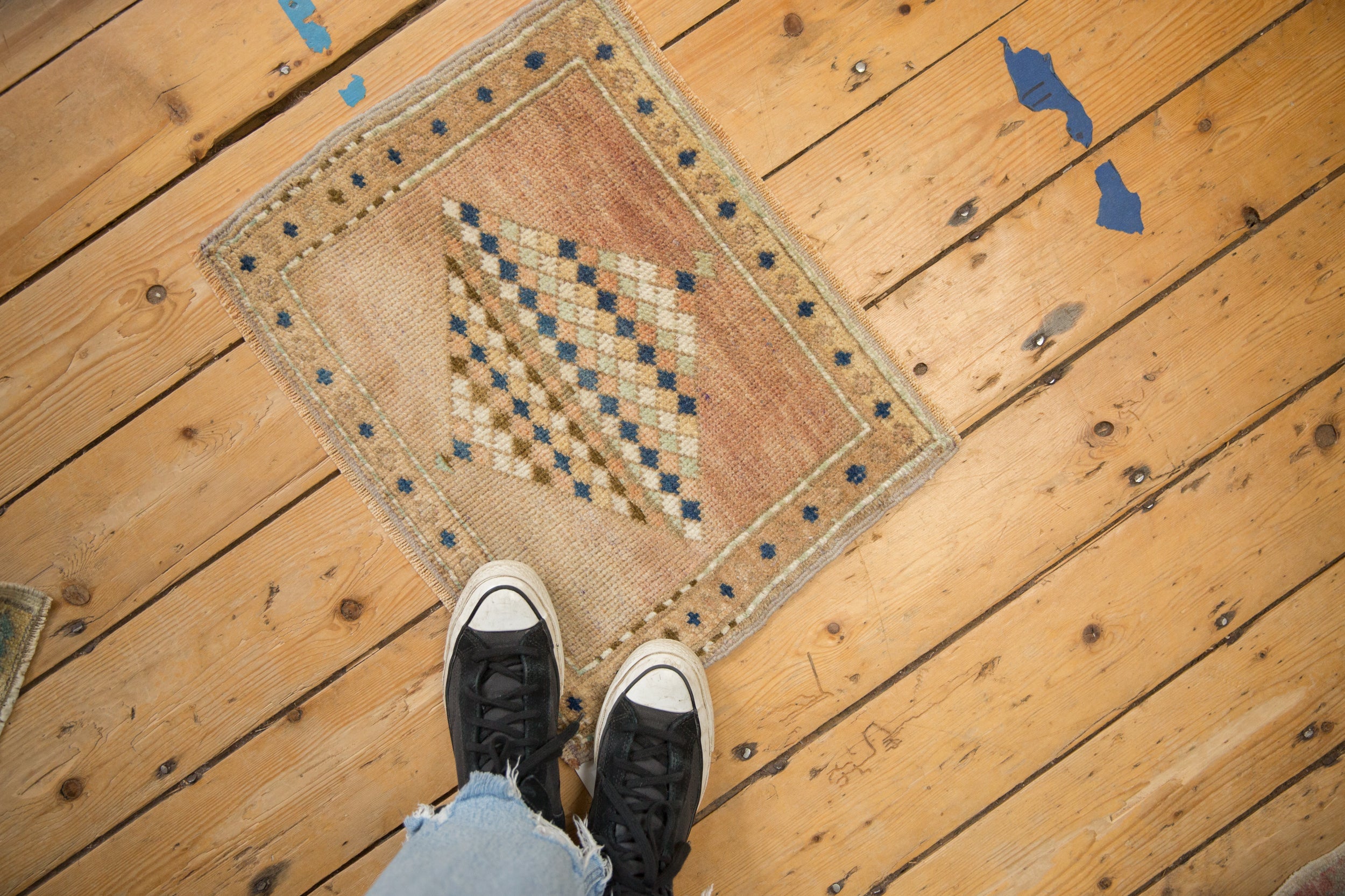 Vintage Distressed Oushak Square Rug Mat // ONH Item: 12579, Image 1