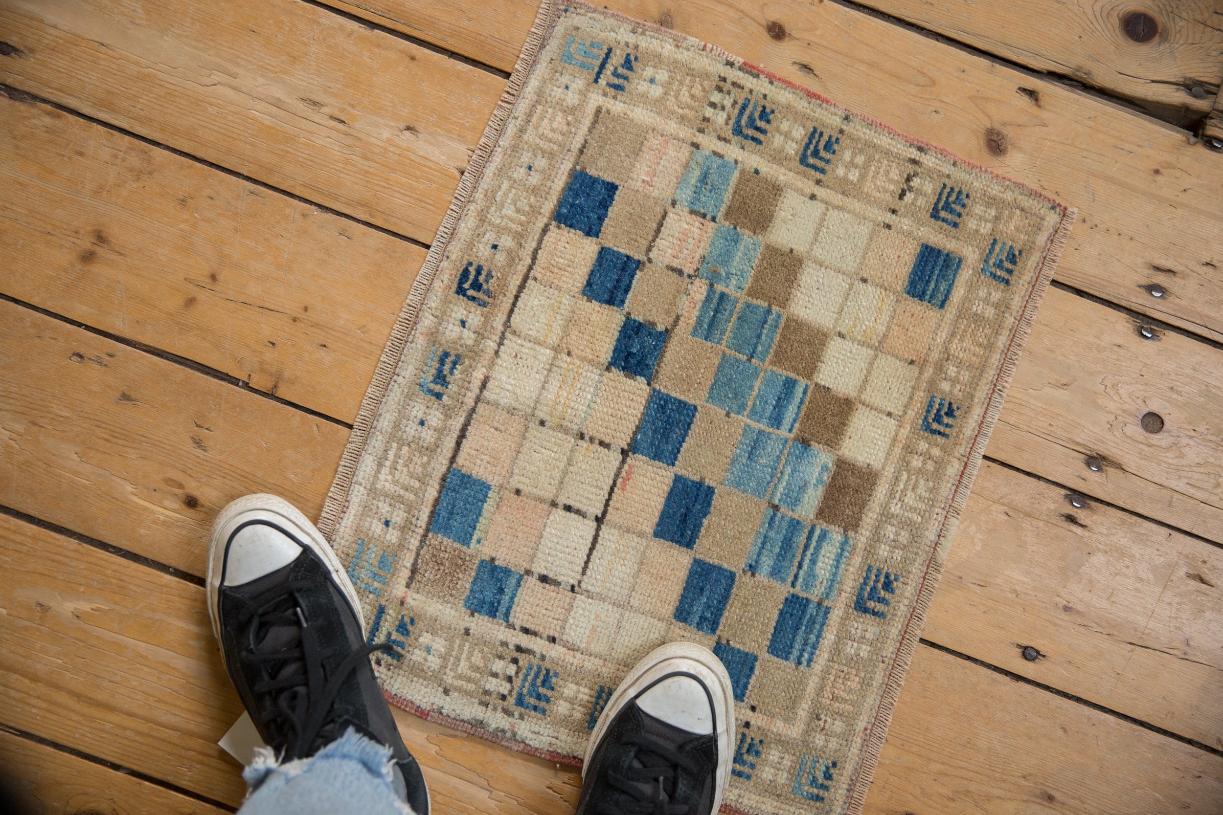 Vintage Distressed Oushak Square Rug Mat // ONH Item: 12580, Image 1
