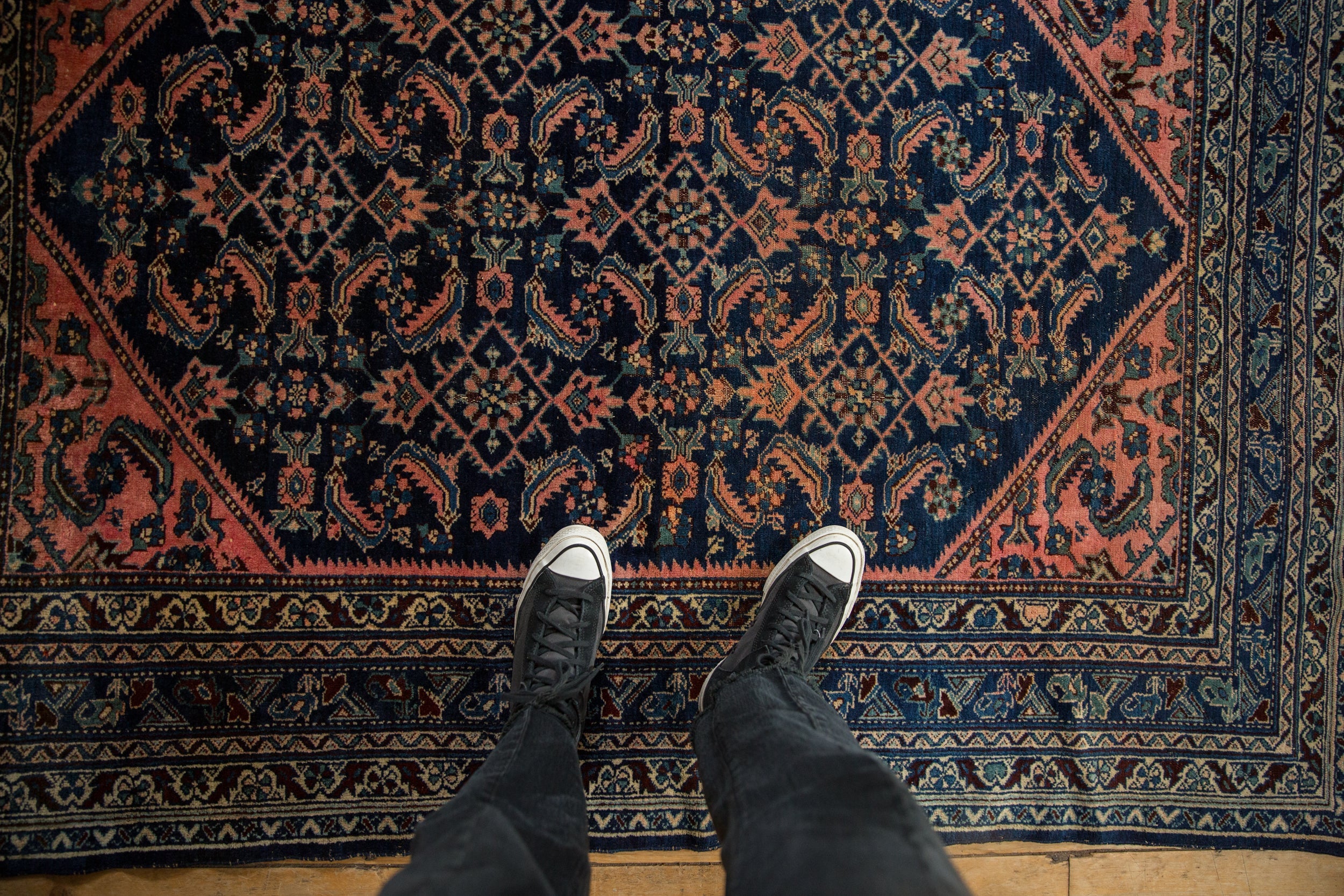 Vintage Lilihan Rug // ONH Item: 12655, Image 1