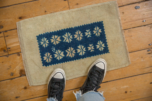 1.5x2 Vintage Distressed Oushak Square Rug Mat