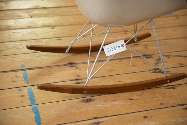 Vintage Eames Herman Miller Rocking Chair // ONH Item: 12713, Image 4
