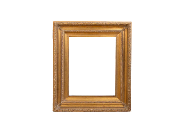 Vintage Golden Wood Picture Frame // ONH Item 12714