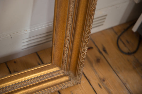 Vintage Golden Wood Picture Frame // ONH Item 12714, Image 3