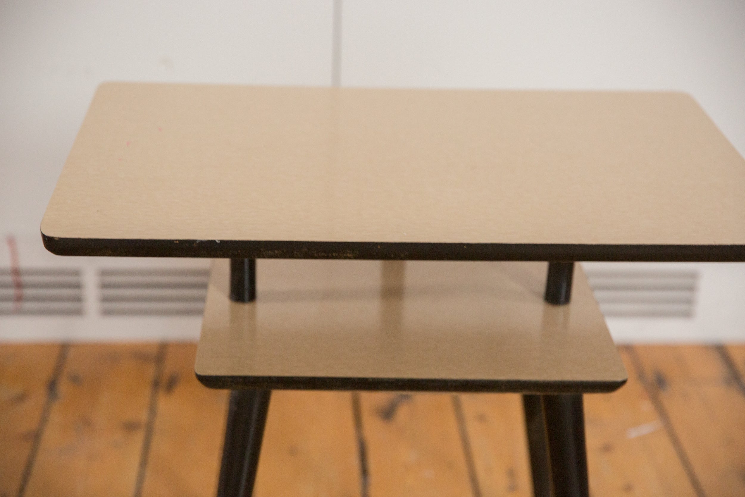 Vintage Mid Century End Table // ONH Item: 12785, Image 1