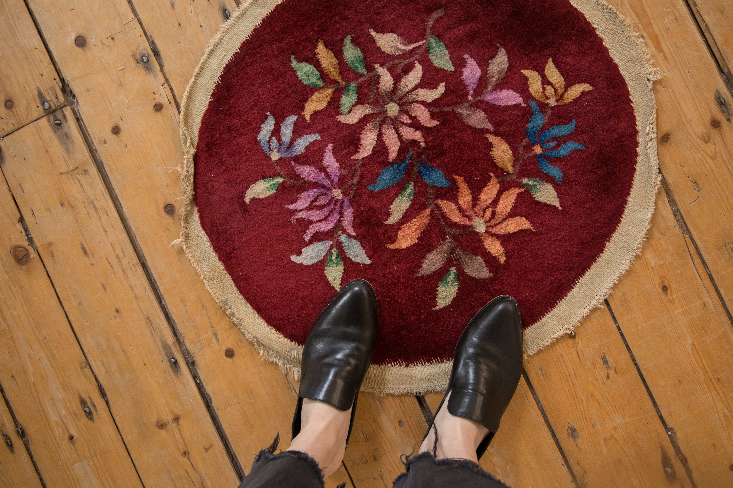 Vintage Art Deco Round Rug Mat // ONH Item: 12796, Image 1