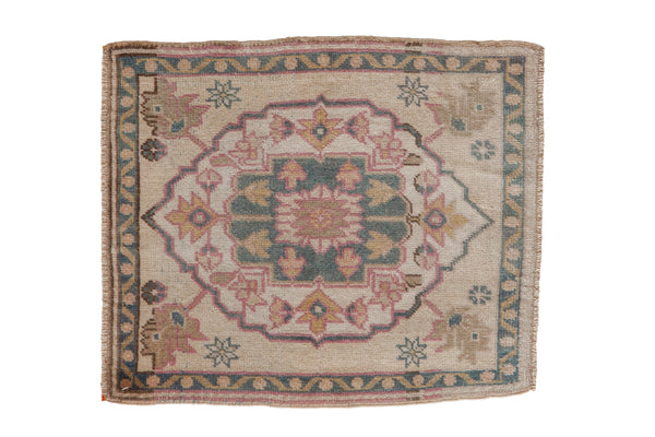 Vintage Distressed Oushak Square Rug Mat // ONH Item: 12806