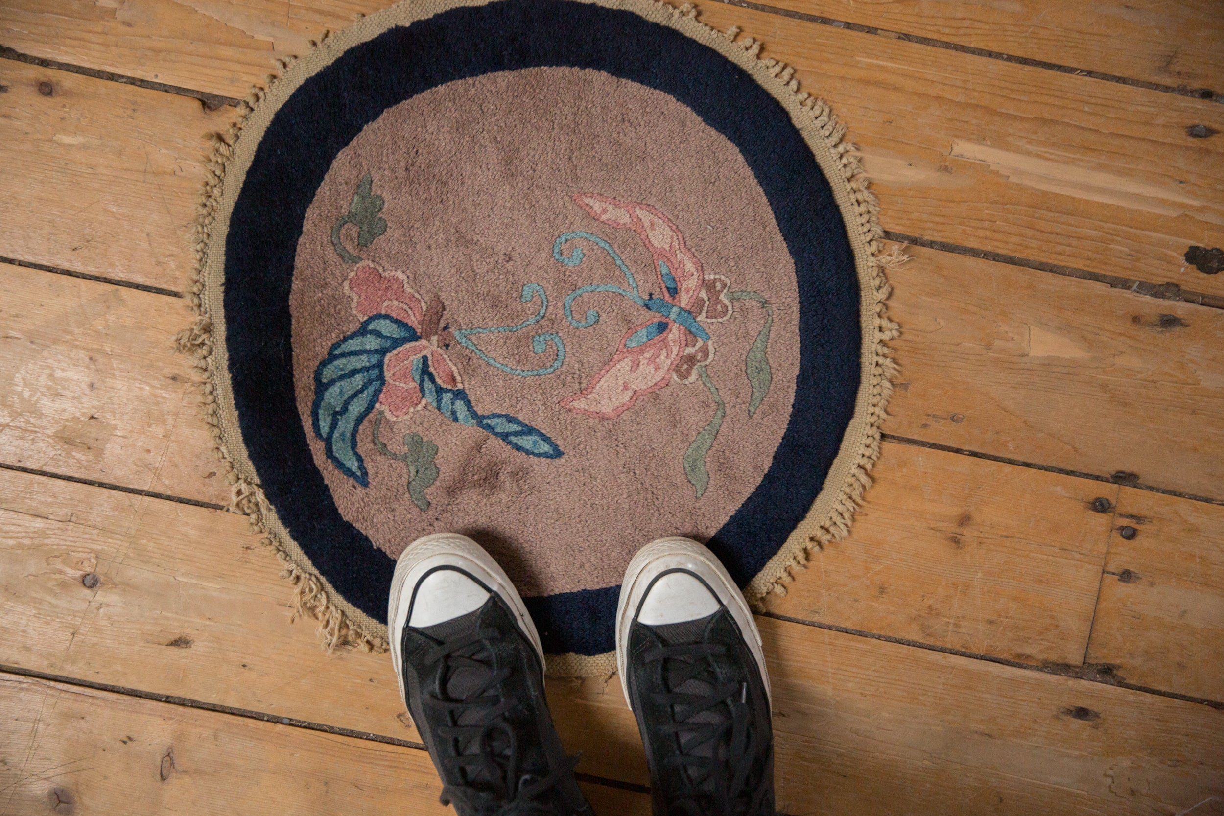 Antique Art Deco Round Rug Mat // ONH Item: 12814, Image 1