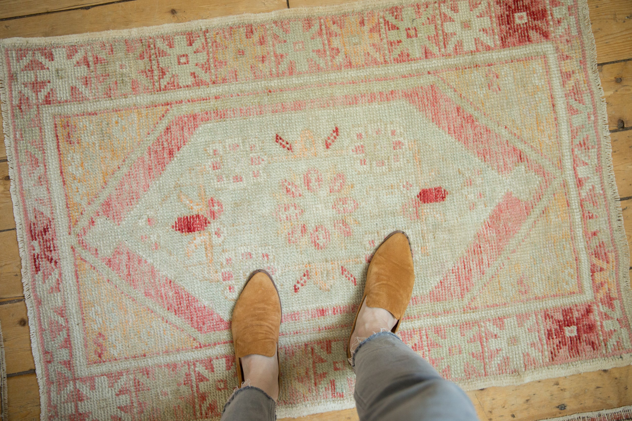 2.5x4 Vintage Distressed Oushak Rug // ONH Item 12829, Image 1