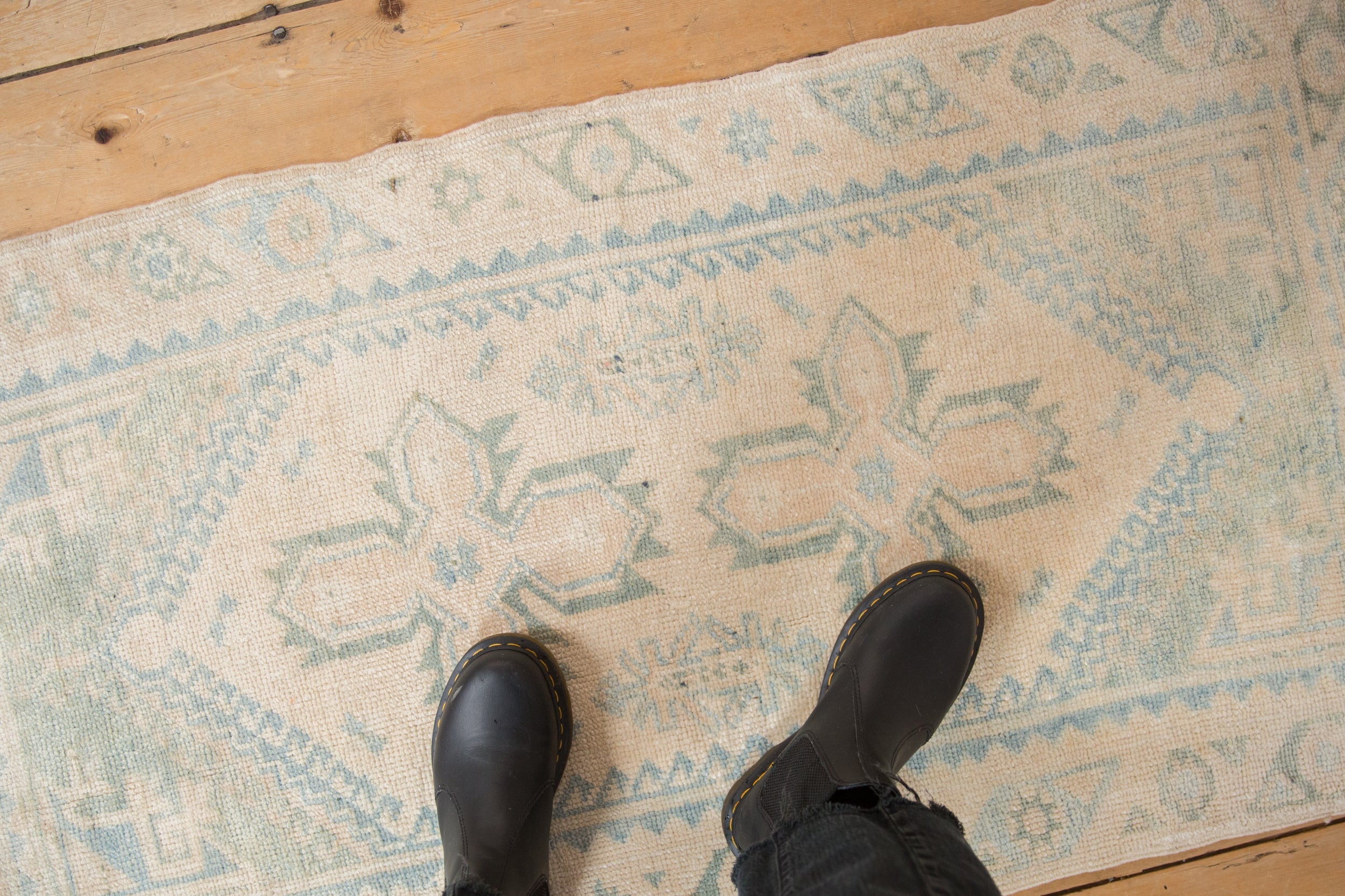 Vintage Distressed Dosemealti Rug // ONH Item: 12858, Image 1