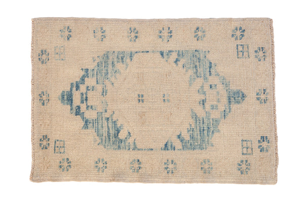 Distressed Oushak Rug // ONH Item: 12862