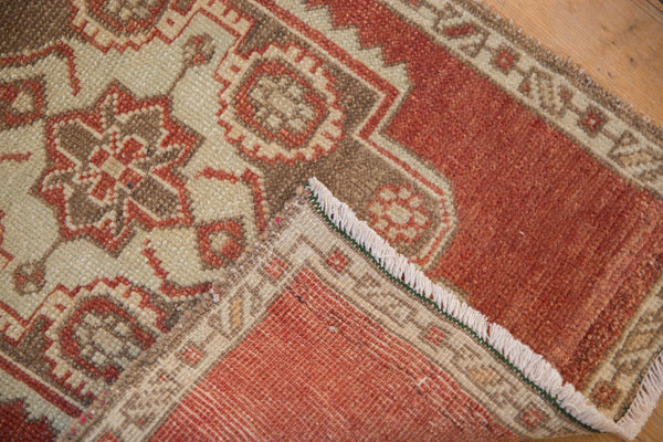 Vintage Distressed Oushak Rug Mat // ONH Item: 12863, Image 7