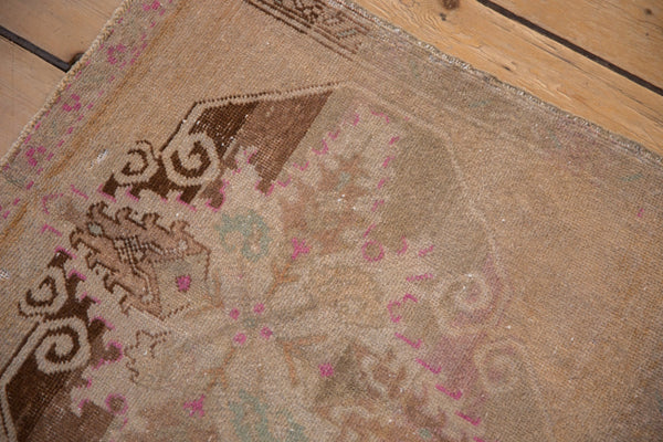 Vintage Distressed Oushak Square Rug Mat // ONH Item: 12876, Image 6