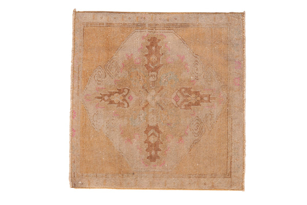 Vintage Distressed Oushak Square Rug Mat // ONH Item: 12877