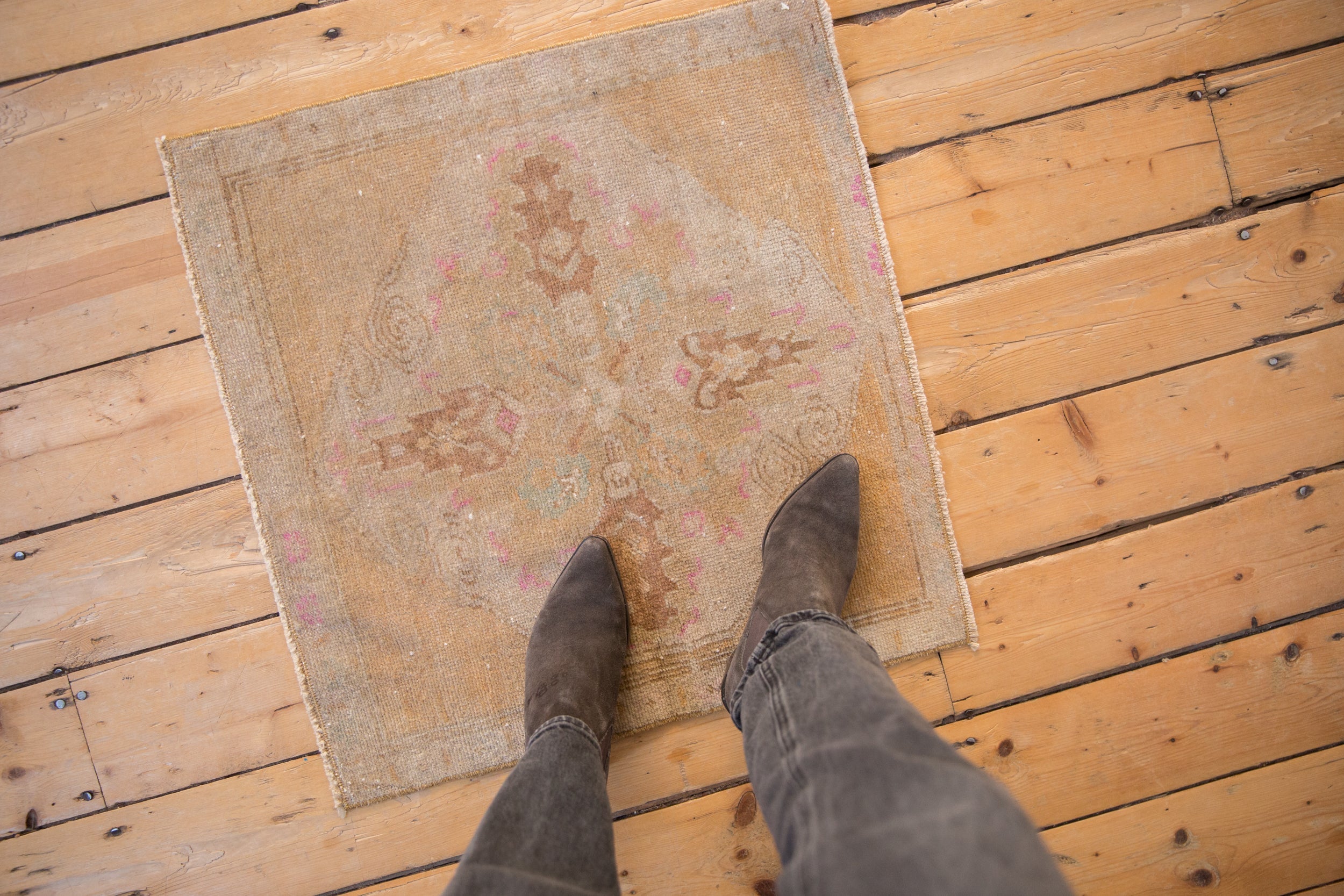 Vintage Distressed Oushak Square Rug Mat // ONH Item: 12877, Image 1