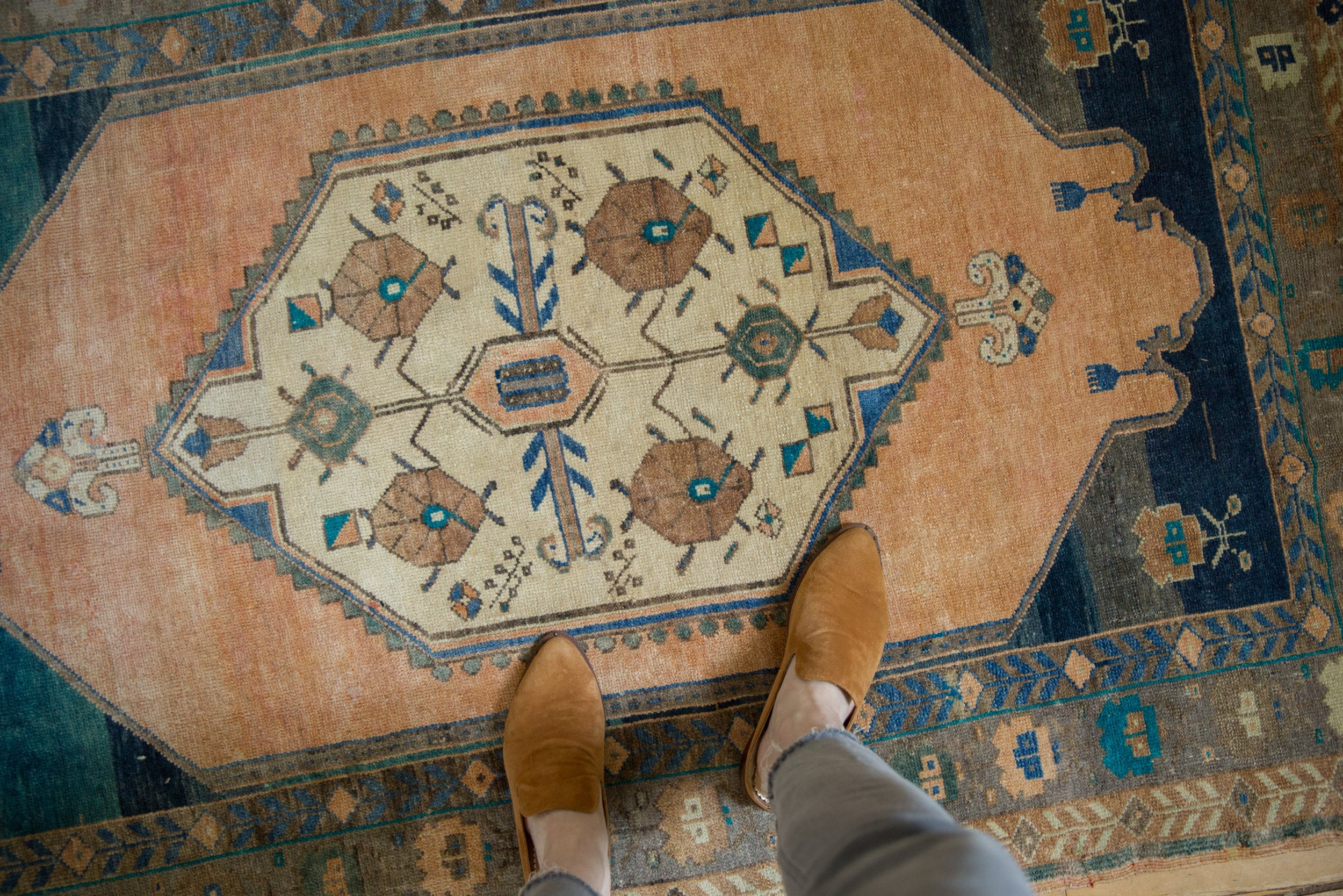 4x6 Vintage Distressed Oushak Rug // ONH Item 12906, Image 1