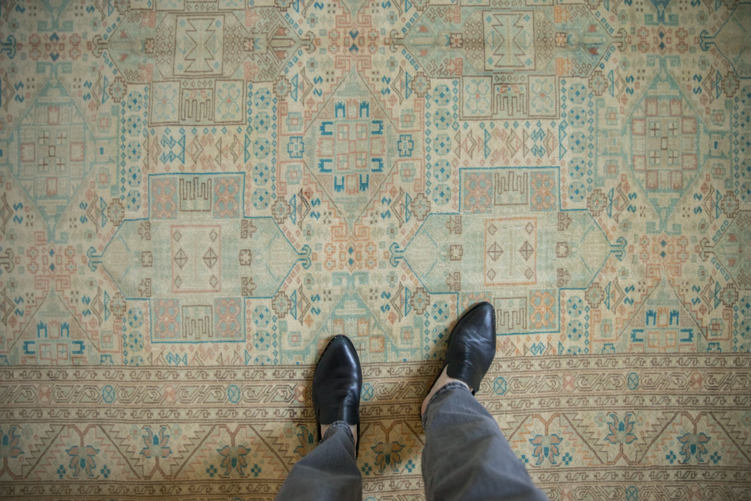 RESERVED 6.5x9.5 Vintage Distressed Sparta Carpet