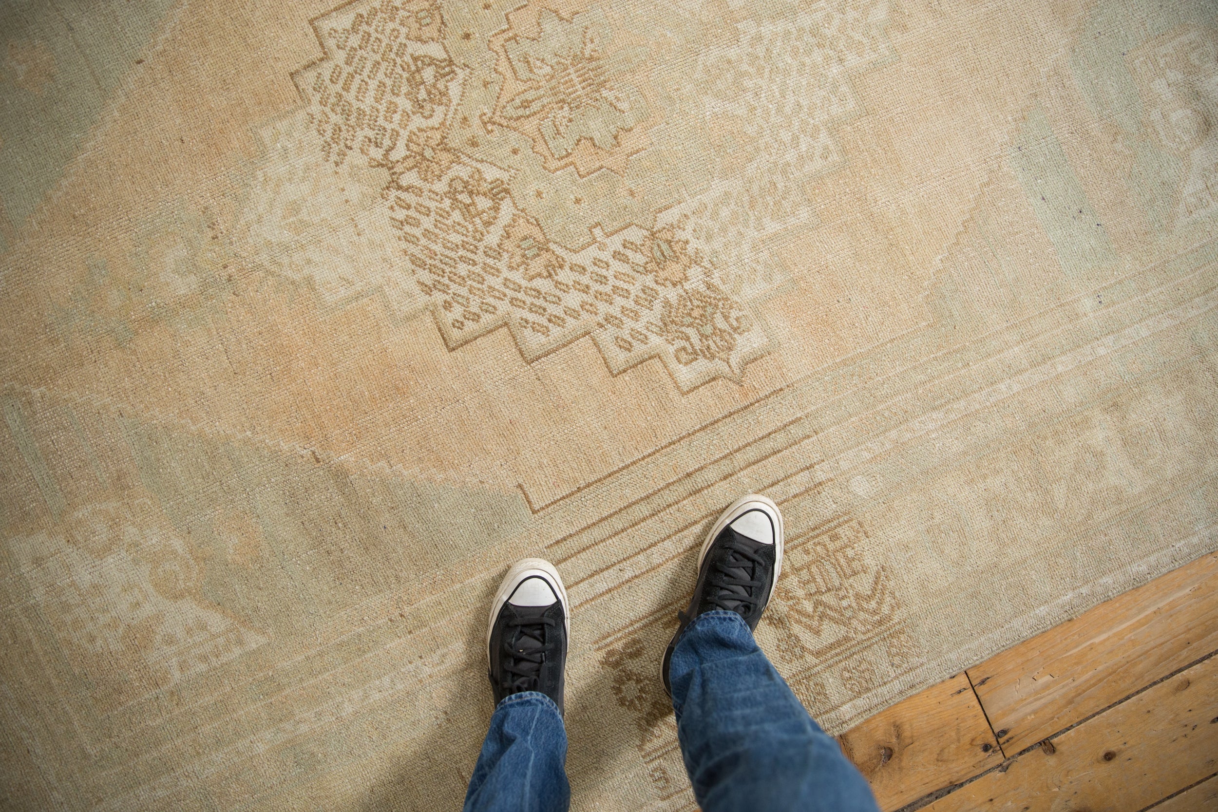 5.5x9 Vintage Distressed Oushak Carpet // ONH Item 12982, Image 1