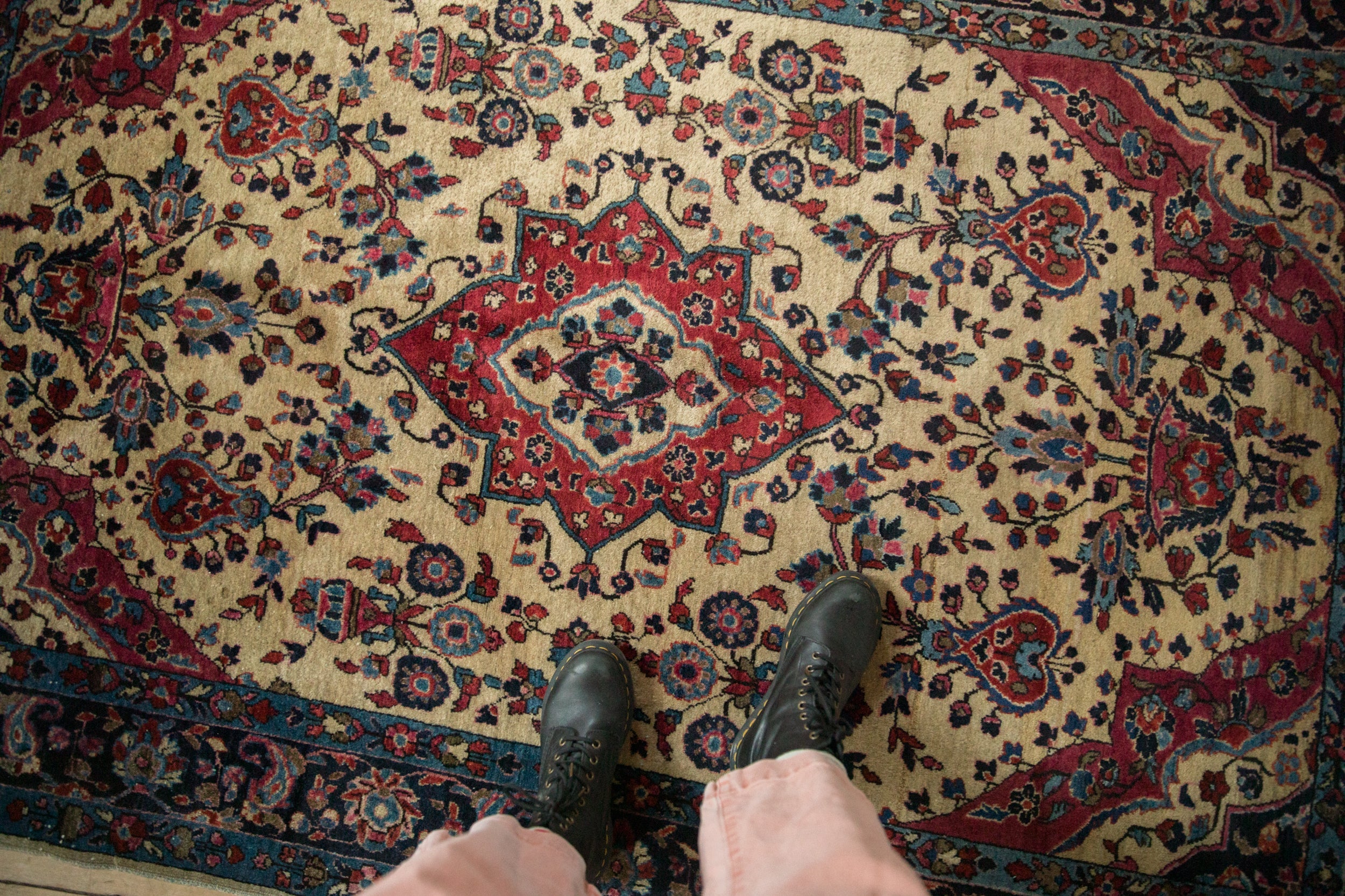 5x7 Antique Mohajeran Sarouk Rug // ONH Item 13088, Image 1