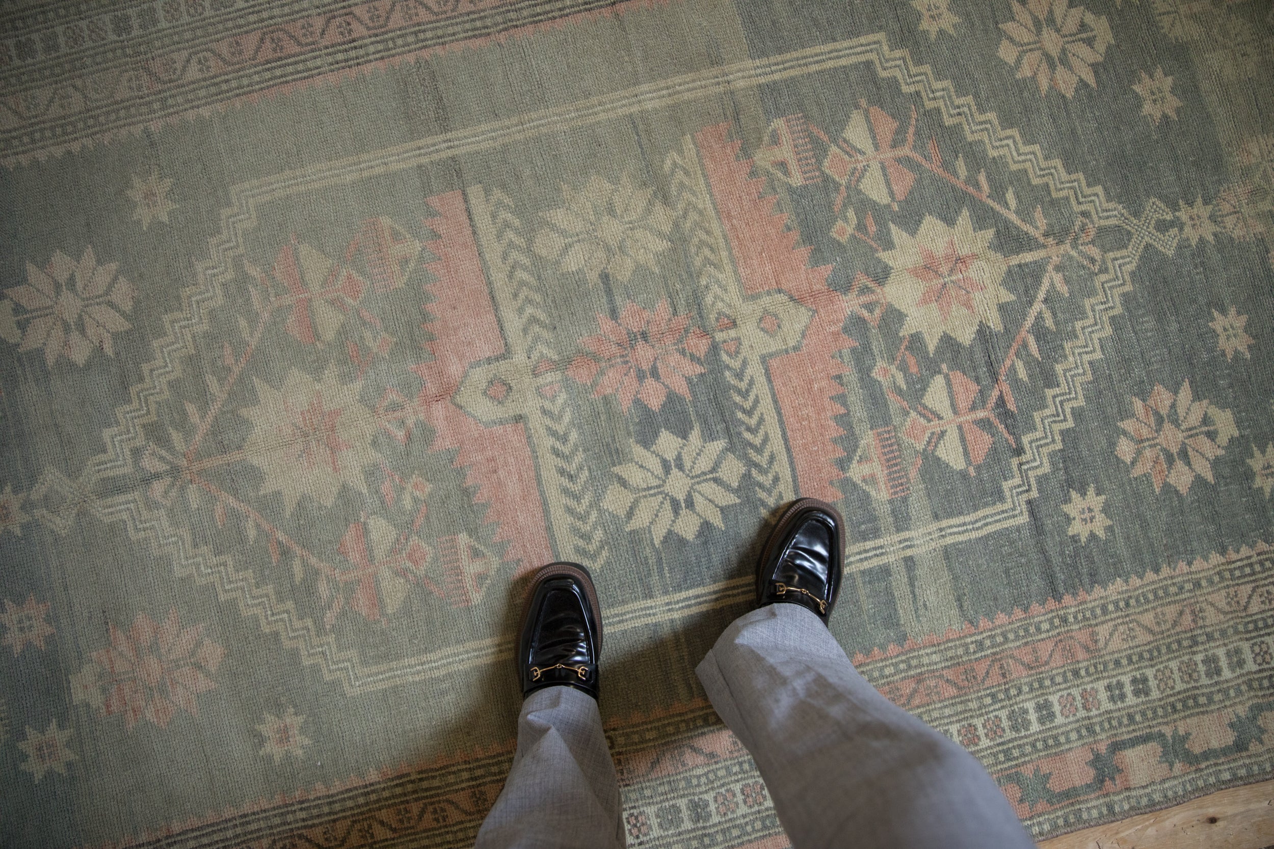 5x9 Vintage Distressed Oushak Carpet