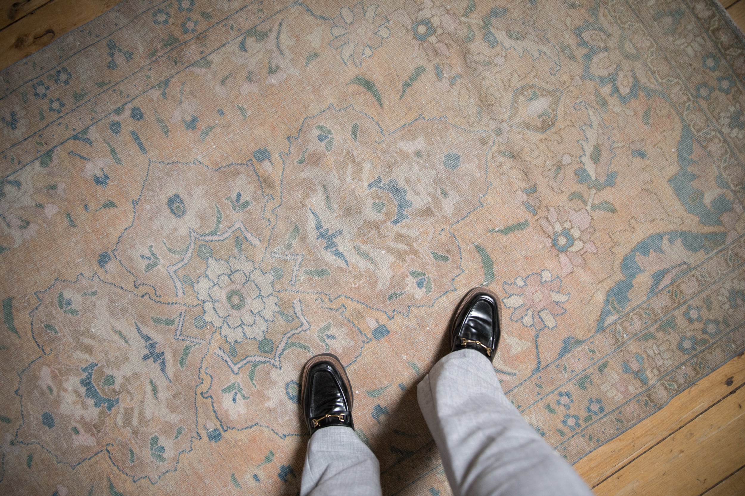 4.5x7.5 Vintage Distressed Isparta Rug