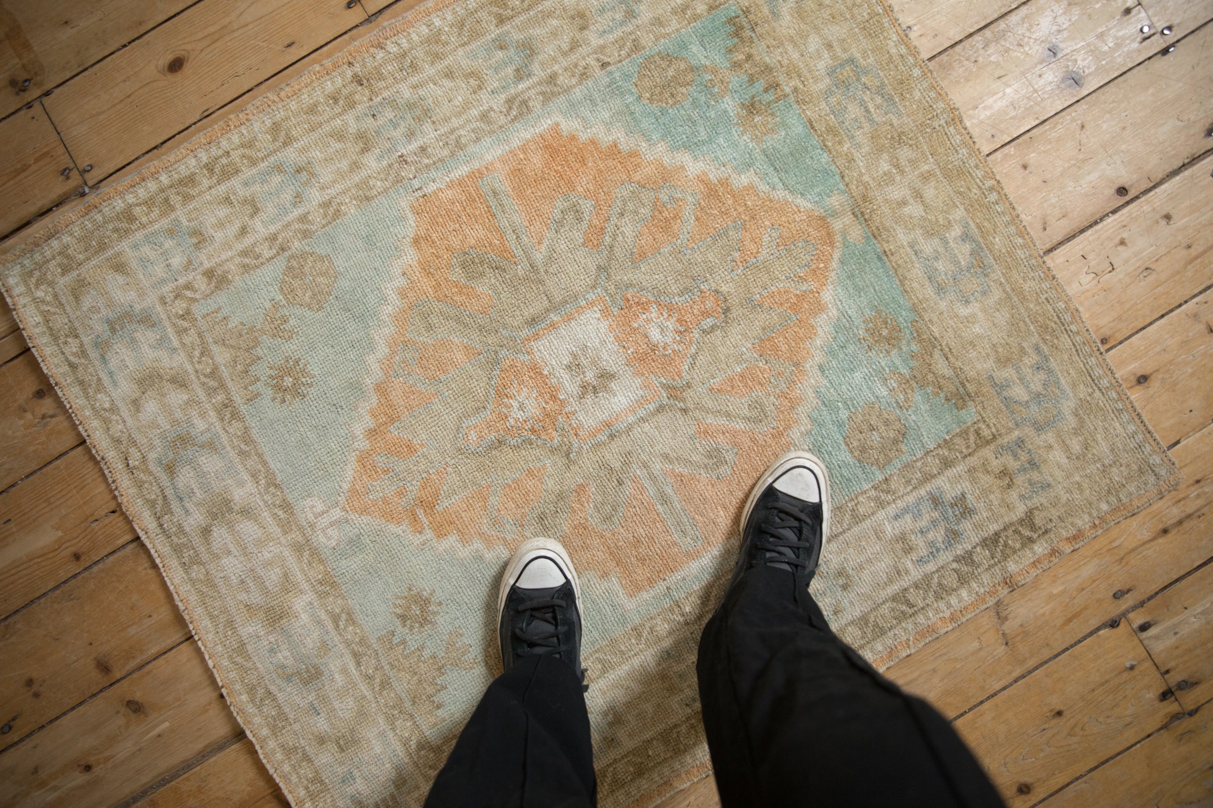 Vintage Distressed Oushak Square Rug / ONH item 13308