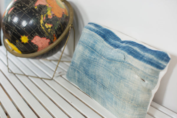 Vintage Light Blue Indigo Pillow // ONH Item 2376A