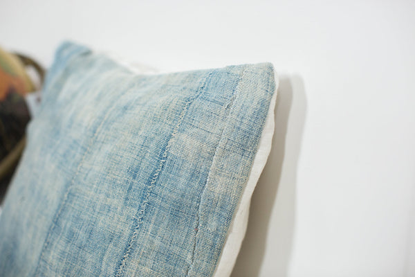 Vintage Light Blue Indigo Pillow // ONH Item 2376D Image 4