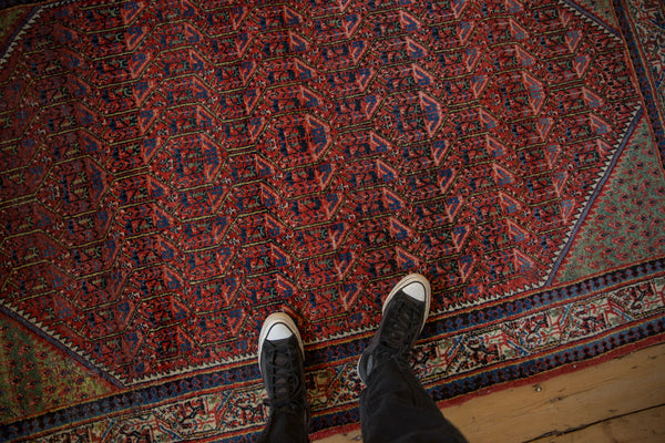 Vintage Arak Sarouk Rug // ONH Item: 6739, Image 1