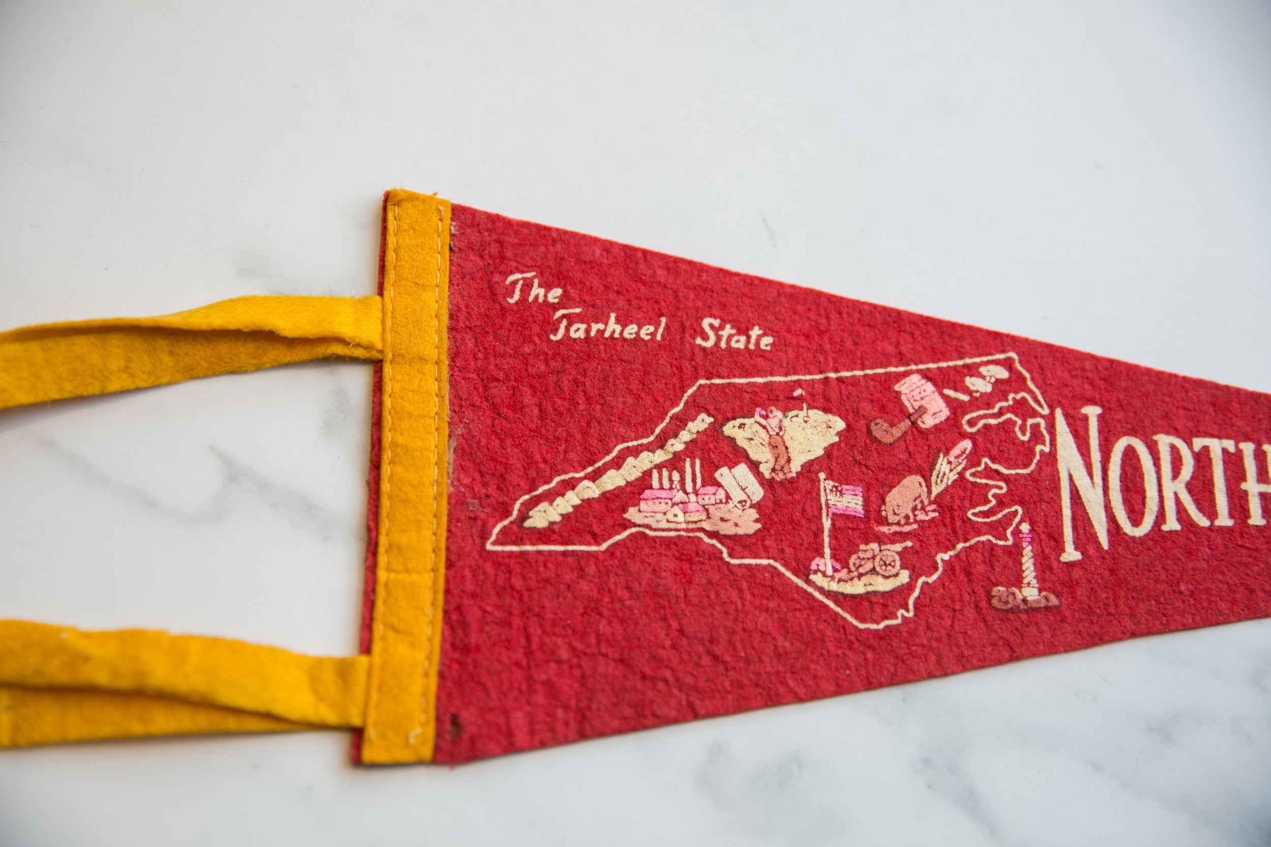 Vintage North Carolina Felt Flag // ONH Item 9193 Image 1