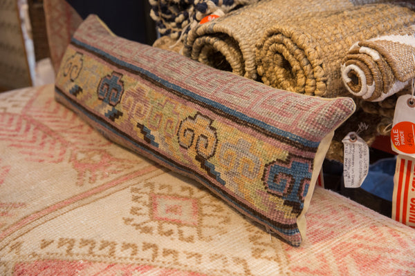 Vintage Rug Fragment Pillow // ONH Item AS10289A10354A Image 3