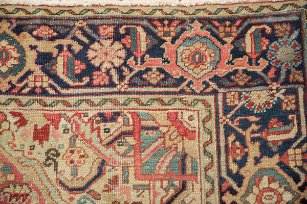 Vintage Heriz Rug // ONH Item: ct001397, Image 2