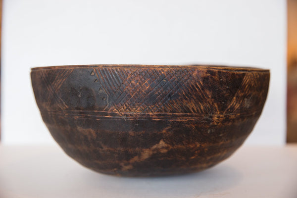 Vintage Hand Carved African Wooden Bowl Image 1