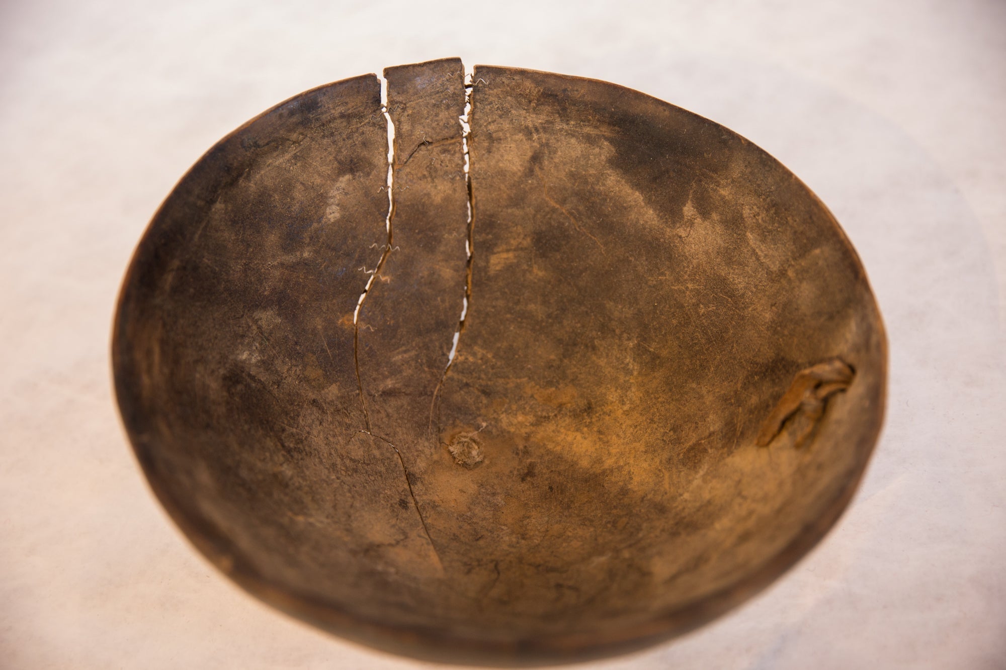 Vintage African Wooden Bowl // ONH Item ab00540 Image 1