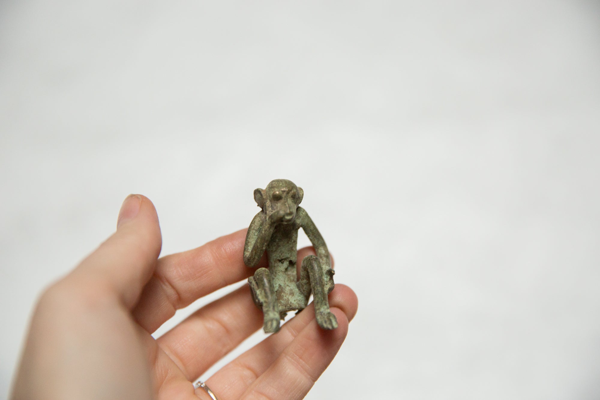 Vintage African Oxidized Bronze Sitting Monkey // ONH Item ab00684 Image 1