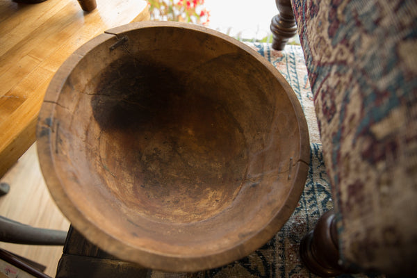 Vintage African Wooden Bowl // ONH Item ab01384 Image 1