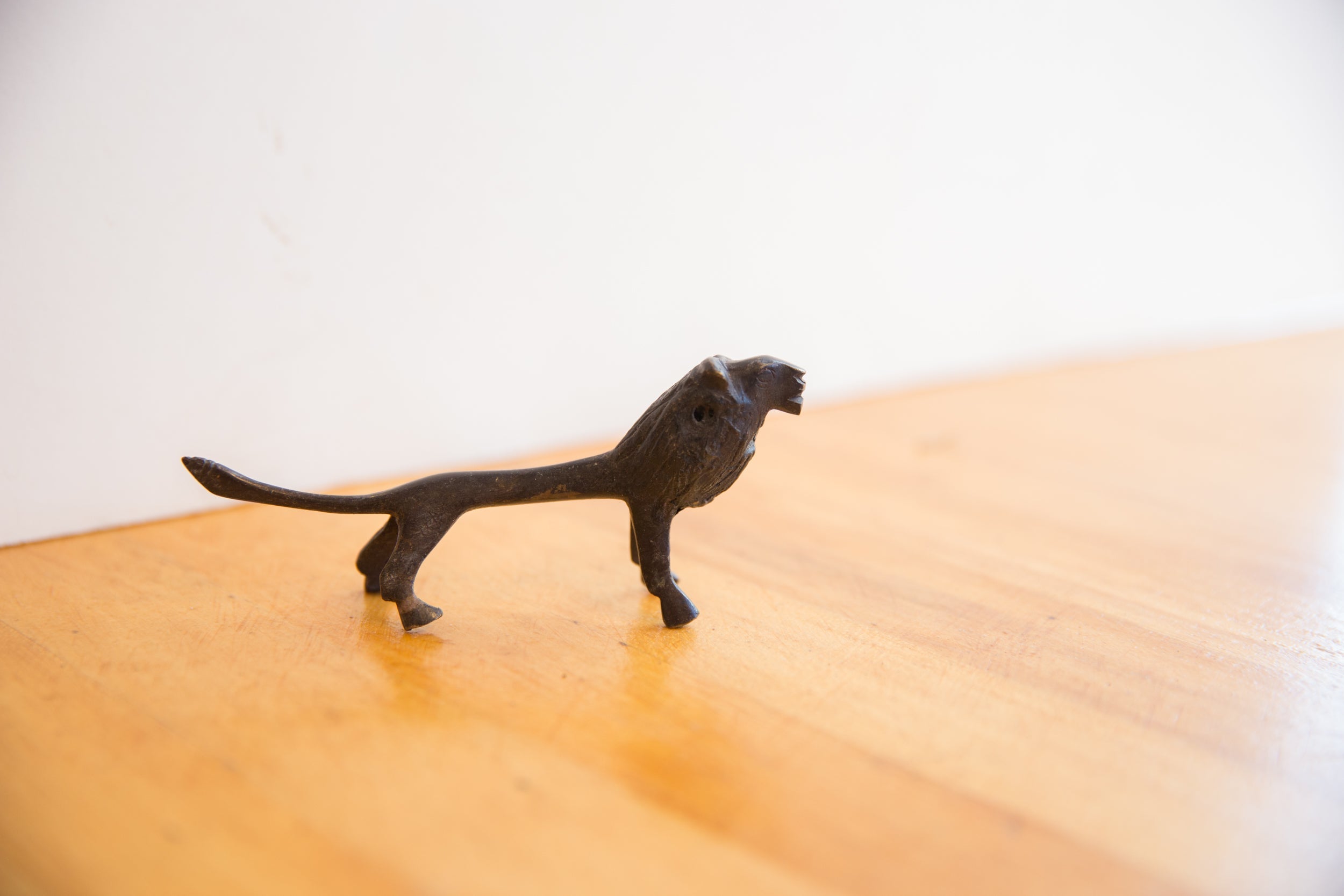 Vintage African Lion with Dark Patina // ONH Item ab01469 Image 1