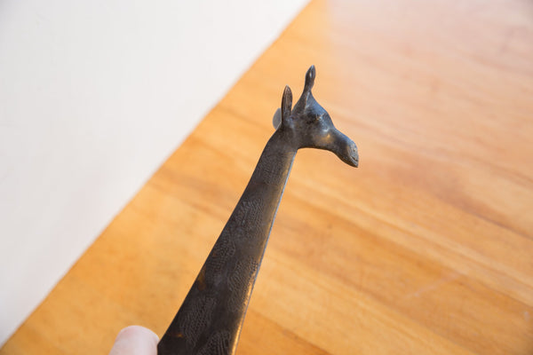 Vintage African Giraffe with Dark Patina // ONH Item ab01537 Image 4