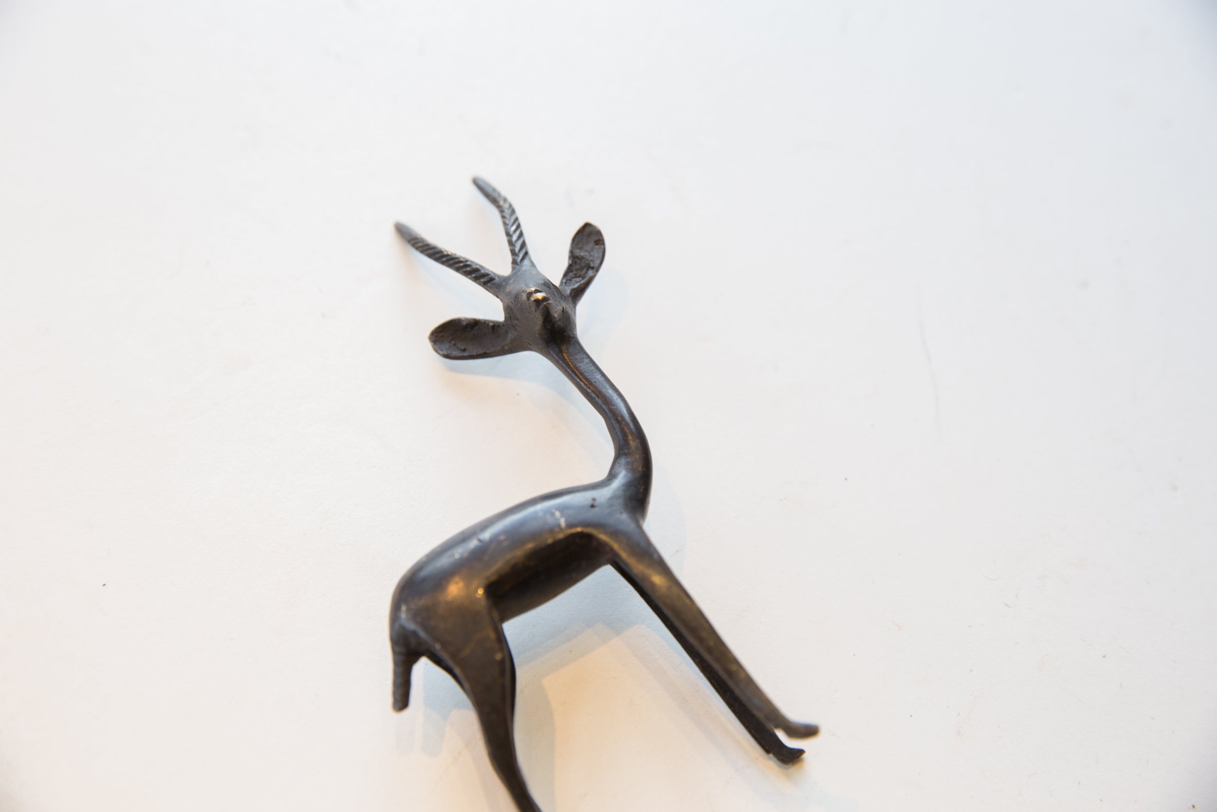 Vintage Right Facing African Gazelle // ONH Item ab01653 Image 1