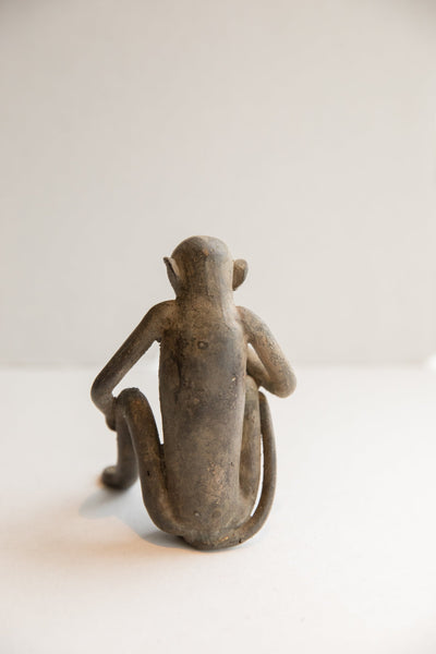 Vintage African Monkey Eating Banana Figurine // ONH Item ab01945 Image 4