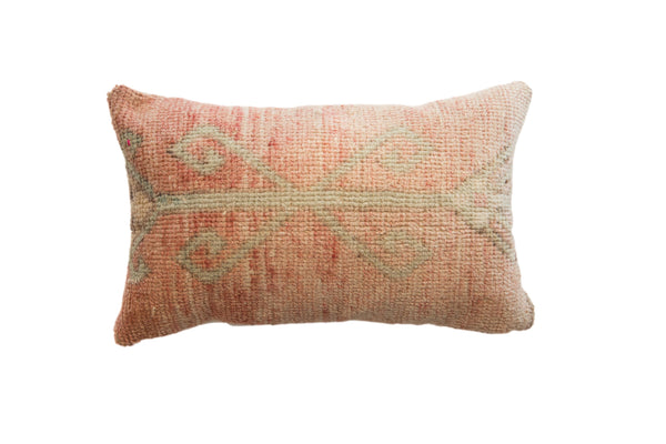 Vintage Rug Fragment Pillow // ONH Item AS11943A11952A