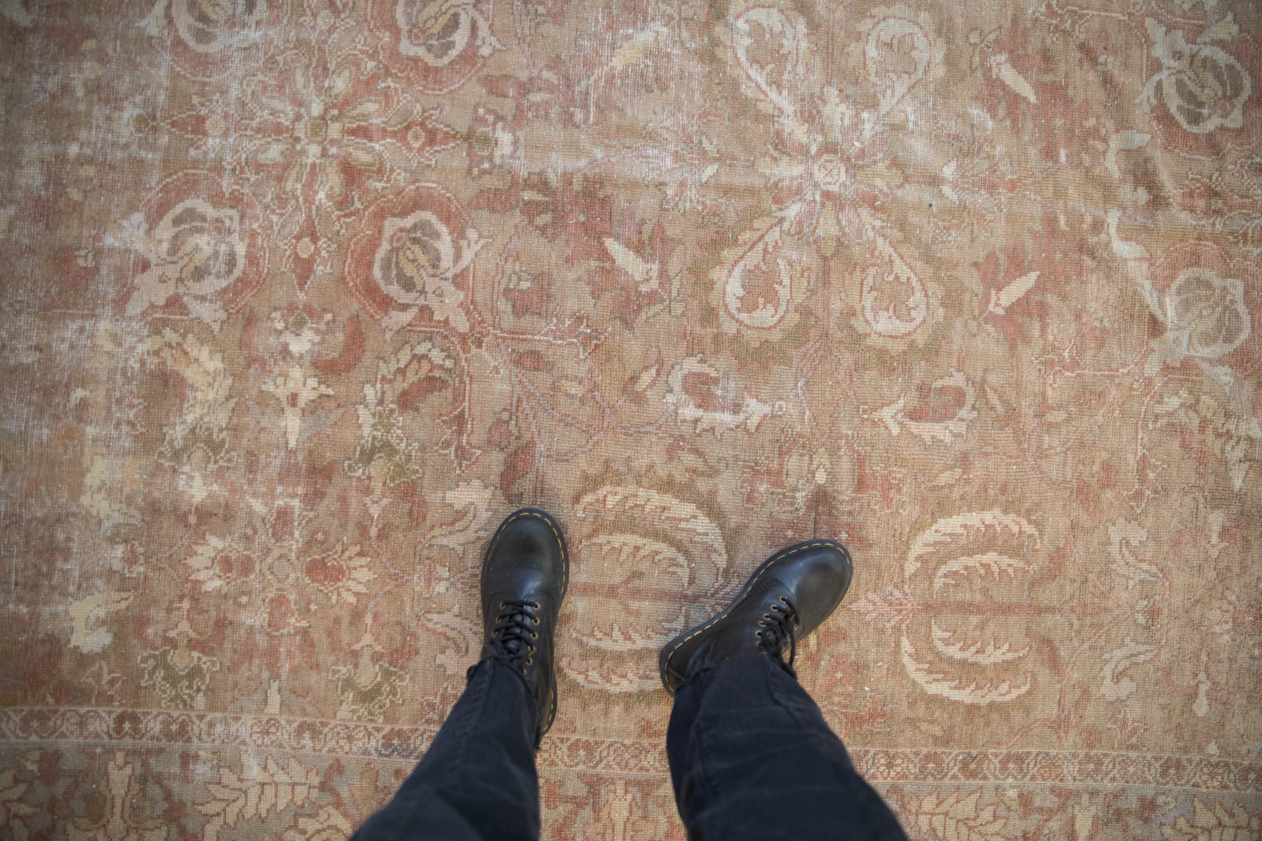 Antique Distressed Sultanabad Carpet // ONH Item: ct001725, Image 1