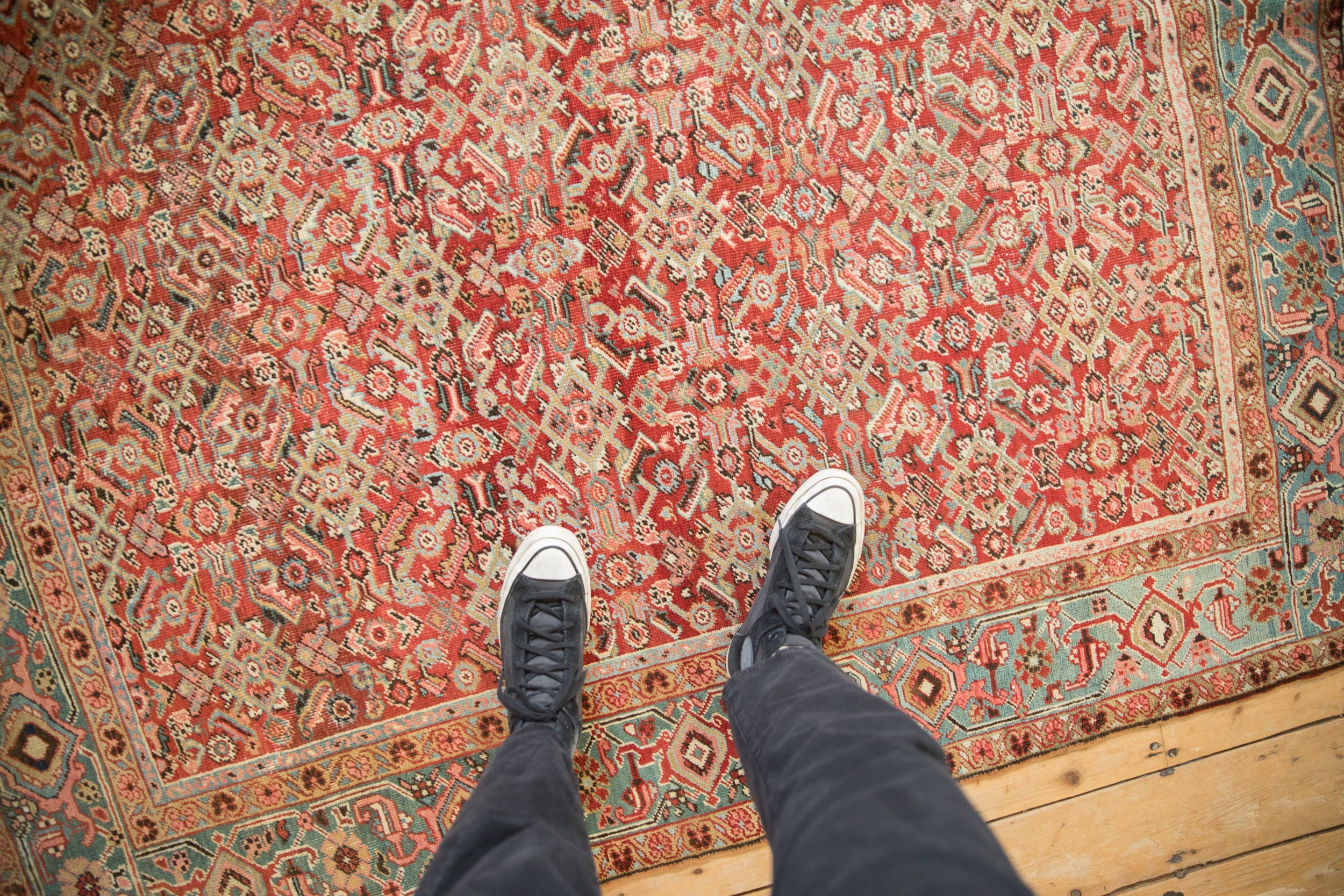 Antique Heriz Rug // ONH Item: ct001732, Image 1